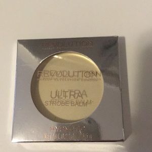 Makeup Revolution Hypnotic Ultra Strobe Balm